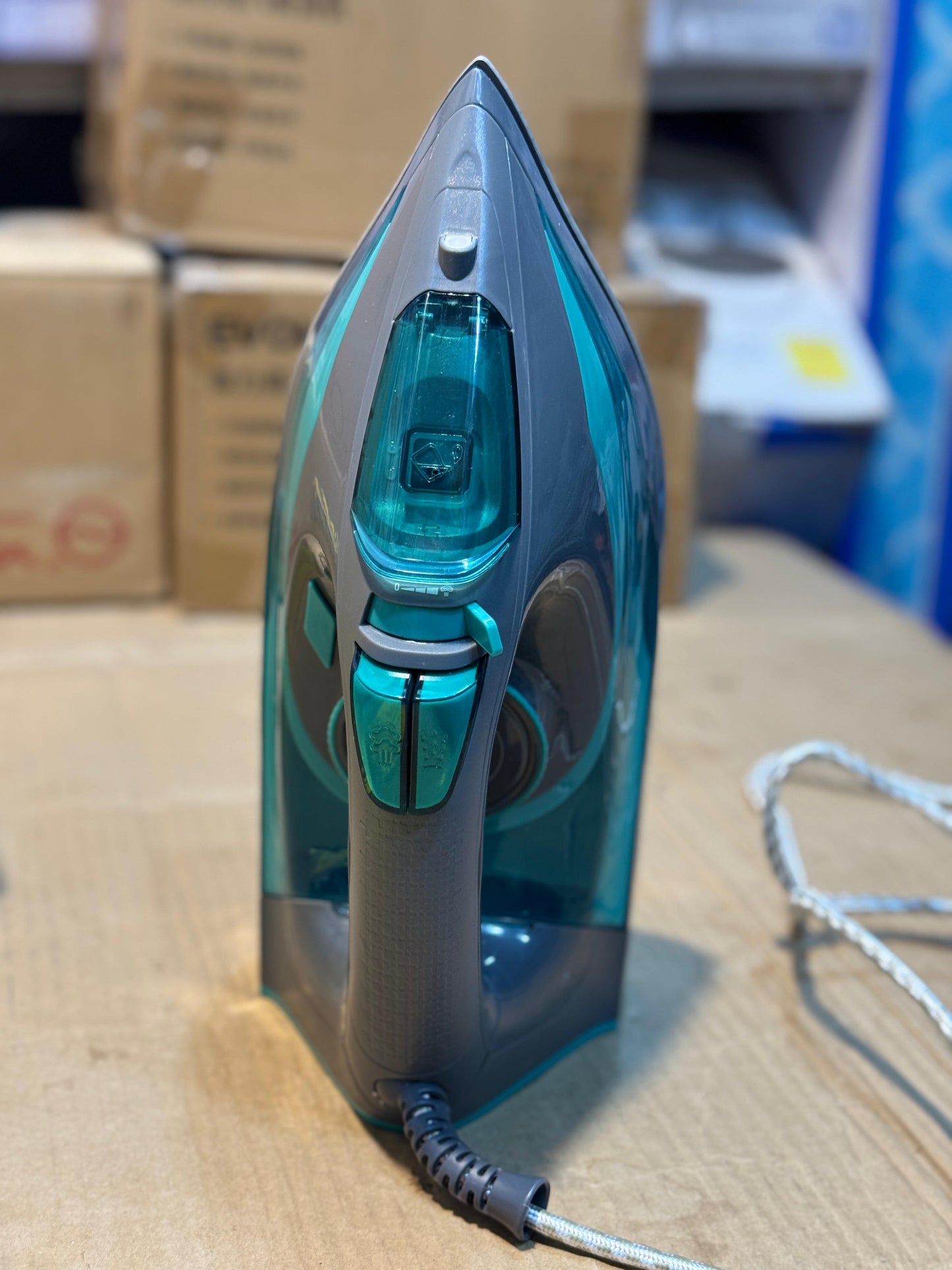 KOLAX Steam Iron 2400W – Germany Brand Art No. 822476