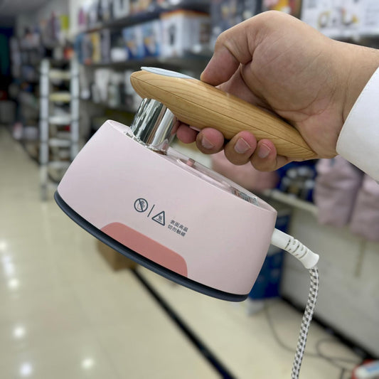 CHIGO Adjustable Steam Iron